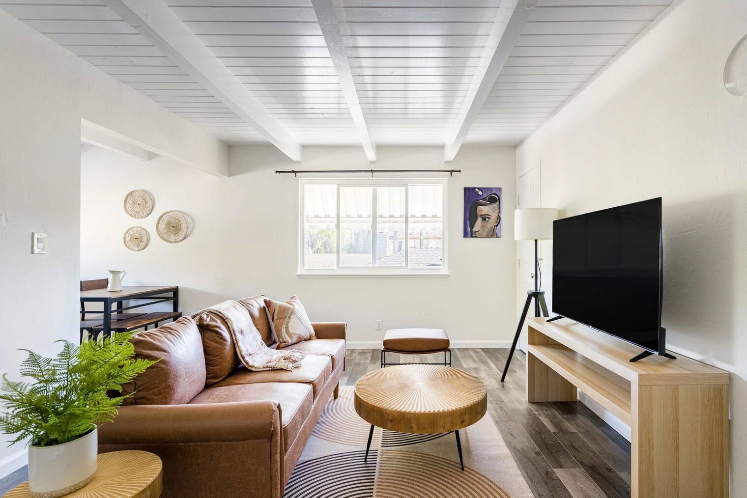 Building Photo - 2312 Bonar St