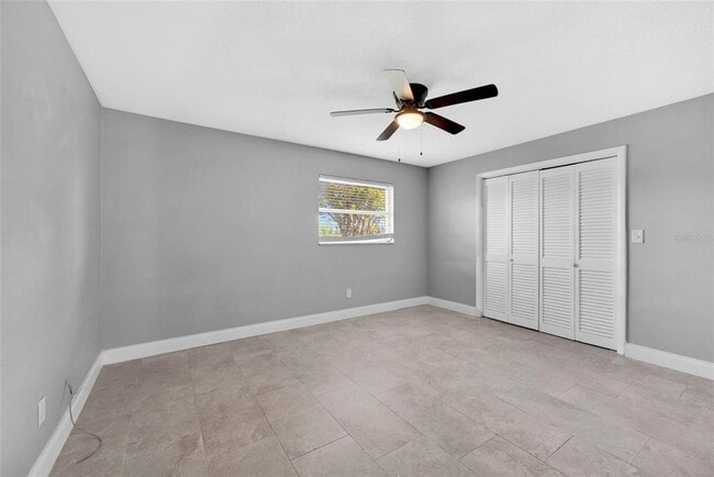 Building Photo - 124 Crystal Beach Ave