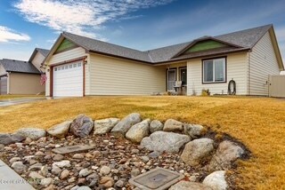 Building Photo - 4679 Gumwood Cir