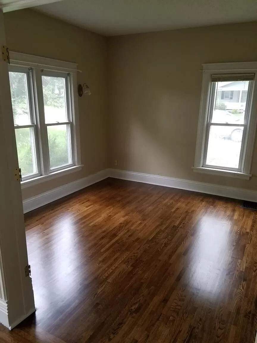 Dining Room - 408 3rd Ave NW