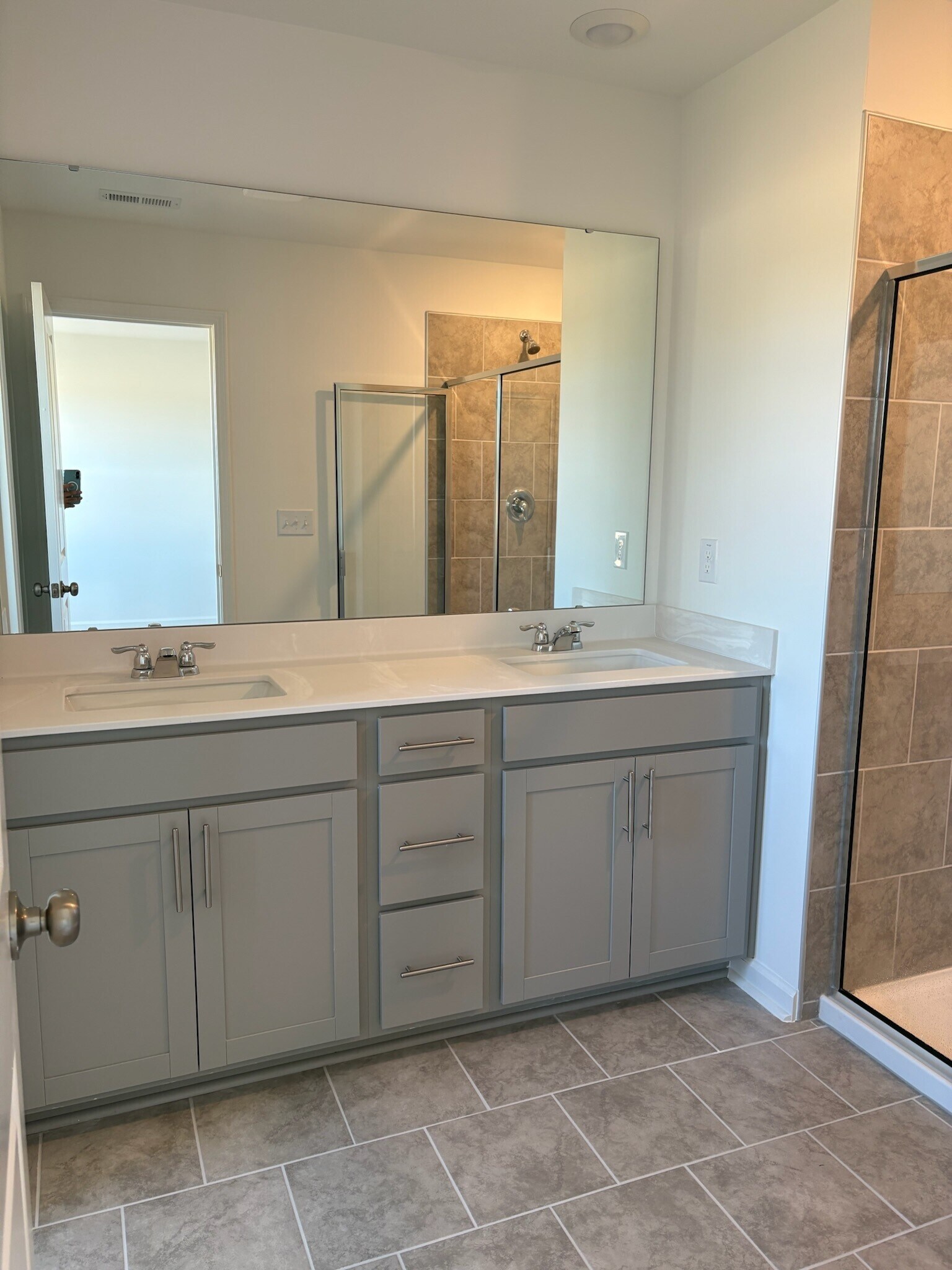 Building Photo - 106 Blossom Field Way