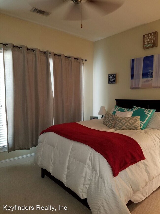 Building Photo - 2 br, 2 bath House - 990 STANFORD AVE. #408