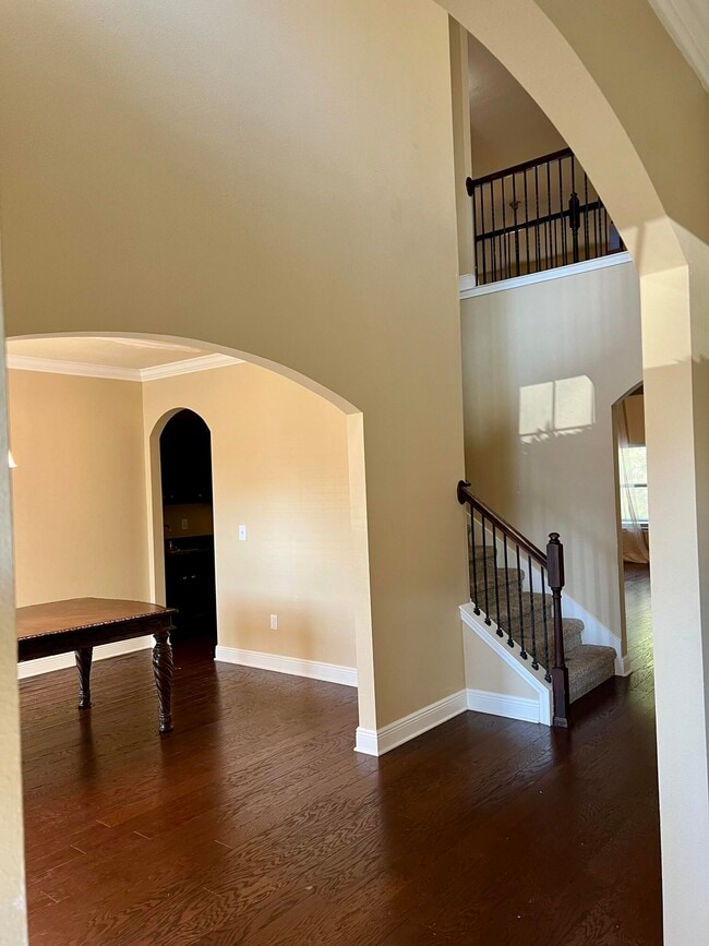 Building Photo - 68 Hemingway Ln