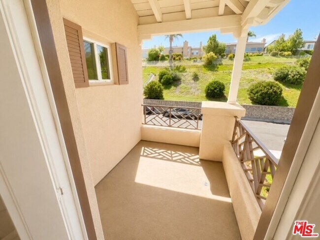 Building Photo - 7371 Westcliff Dr