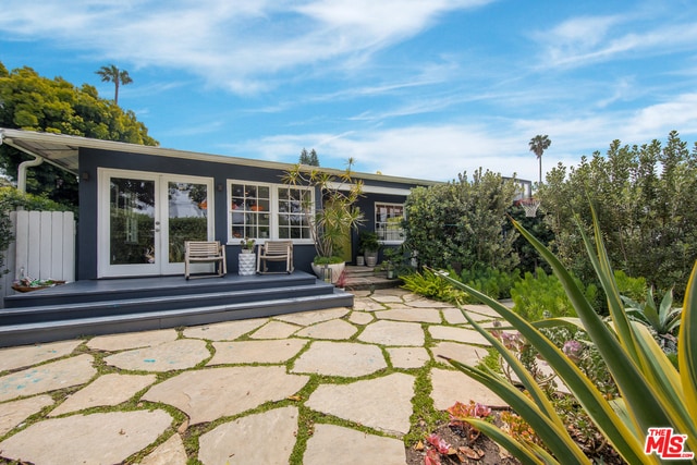 Building Photo - 1070 Amoroso Pl
