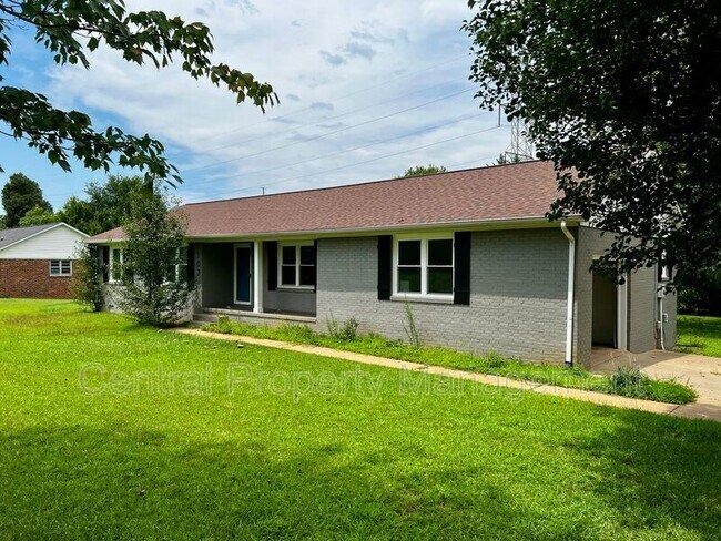 Building Photo - 103 Newman Dr