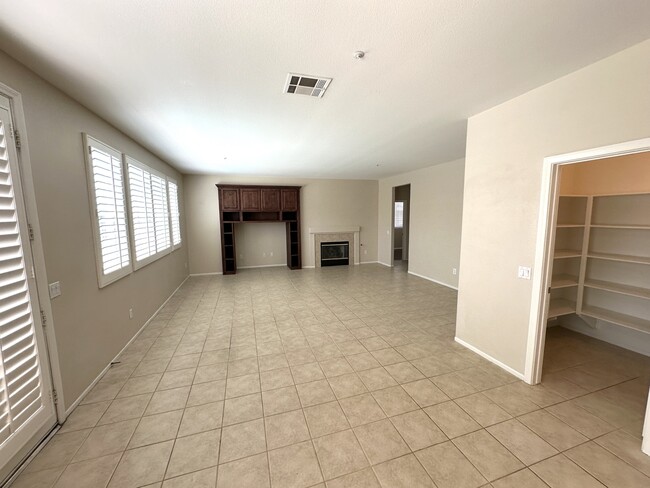 Building Photo - 6382 Puma Pl