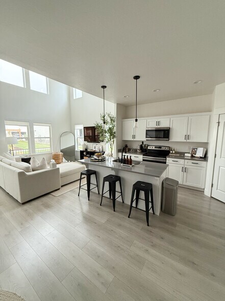 Kitchen - 2039 N 3960 W