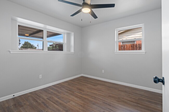 Building Photo - 4236 NW 53rd St