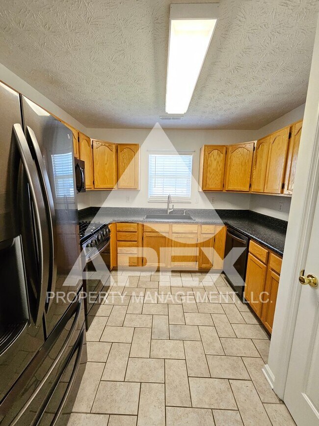 Building Photo - 8705 Trapper Ln