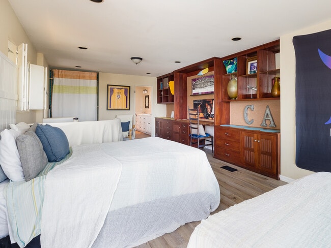 Building Photo - 416 Virginia St