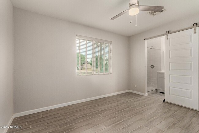 Building Photo - 501 E El Camino Dr