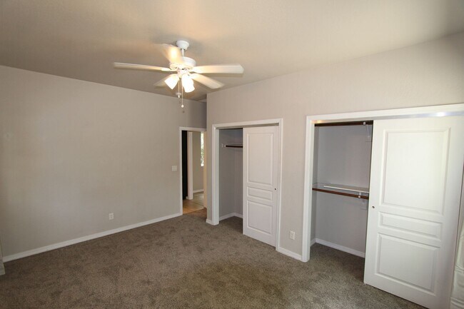 Building Photo - 504 S O'Leary St