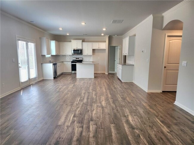Building Photo - 710 Brookfield Dr