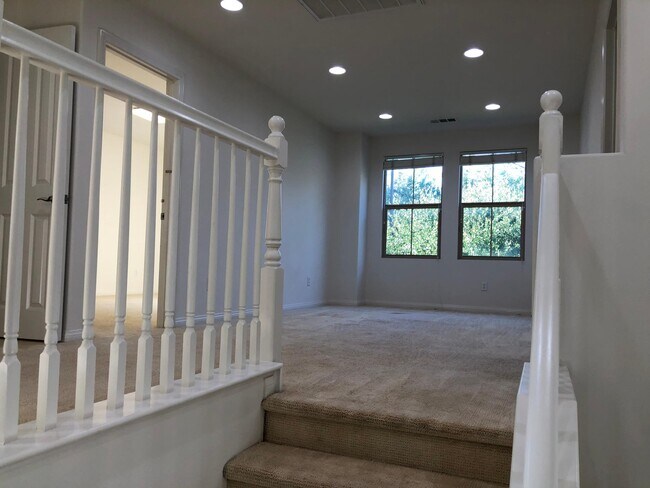 Loft - 61 Keepsake