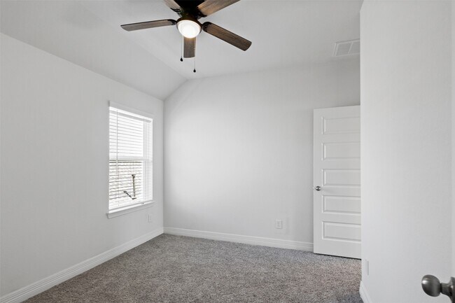 Building Photo - 3307 Avary River Ln