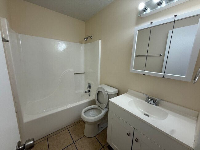 Building Photo - 4902 Cotton Row NW