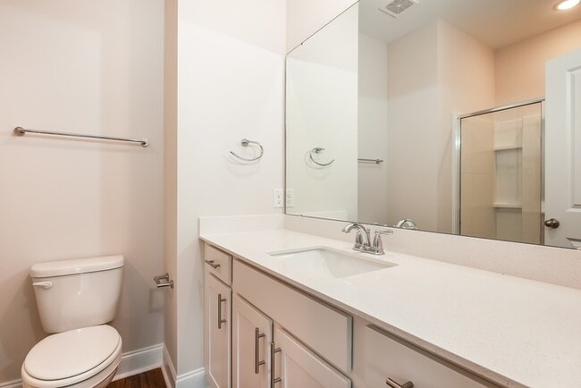 Building Photo - Gorgeous Brand New Townhome!