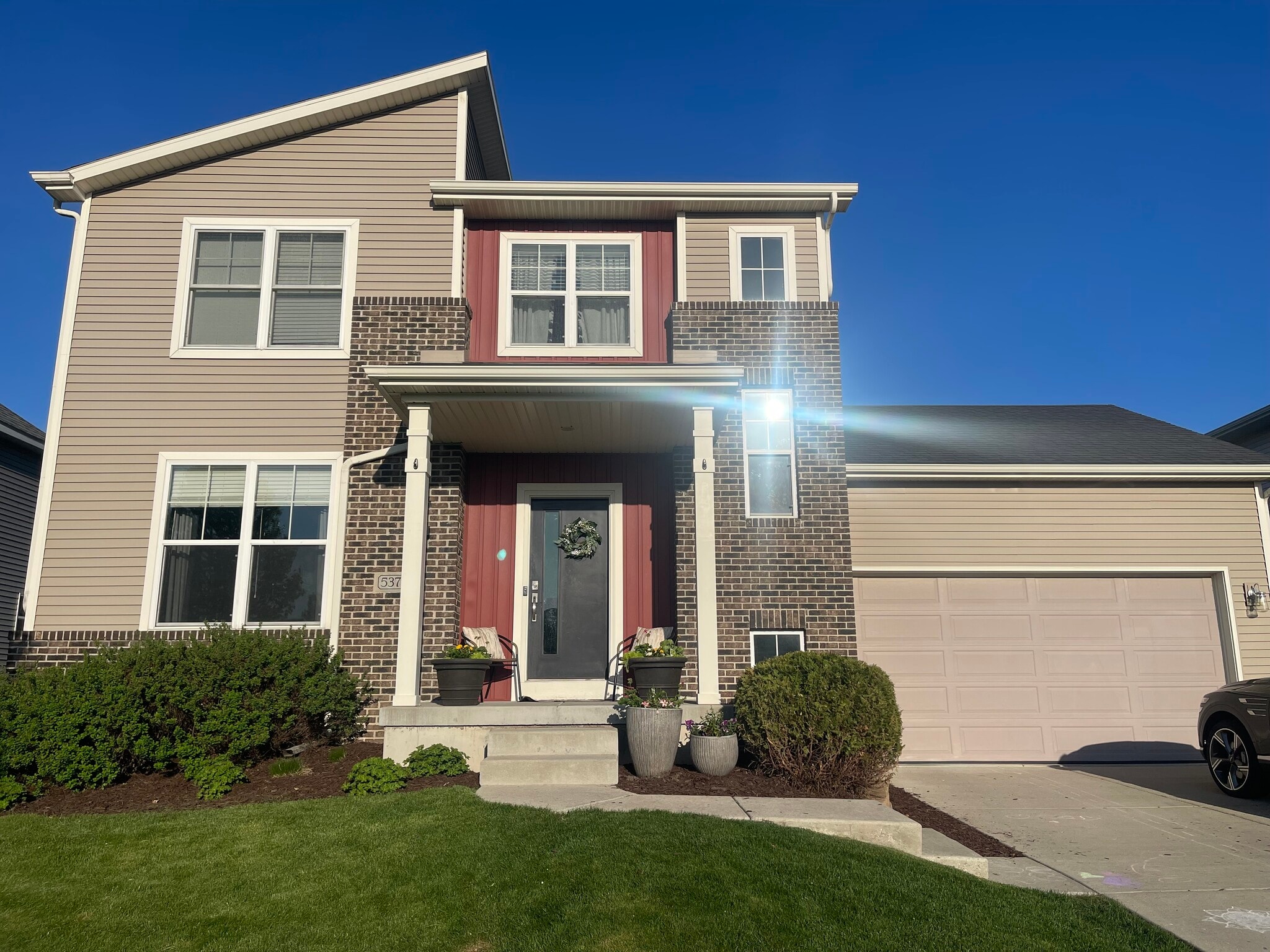 Building Photo - 5370 Little Bluestem Dr