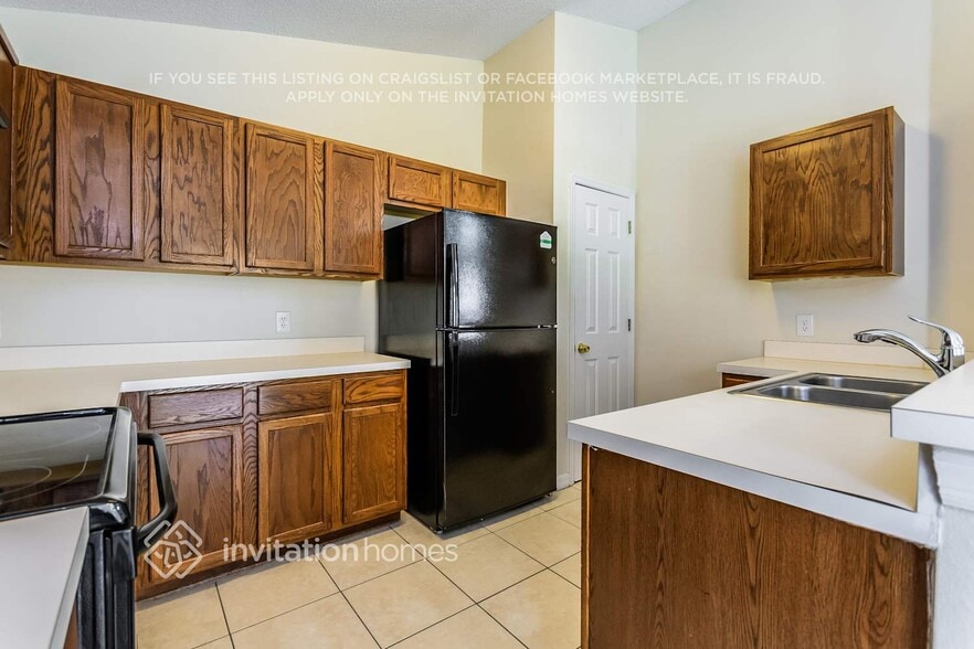Building Photo - 2102 Flintlock Blvd