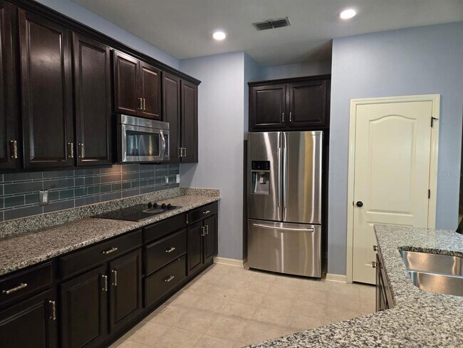 Building Photo - 10705 Massimo Dr