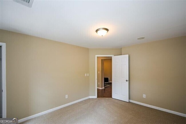 Building Photo - 1781 Waterside Dr