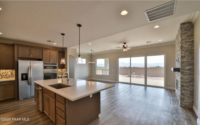 Building Photo - 7037 Robin Nest Ct