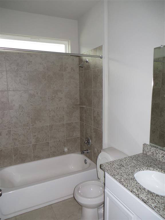 Building Photo - 301 La Escalera Dr