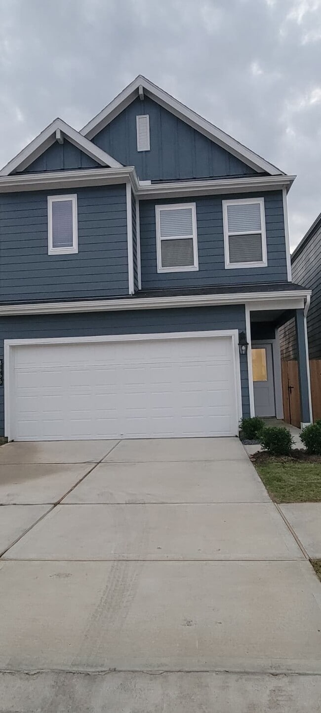 Building Photo - 3566 Blue Mockingbird St