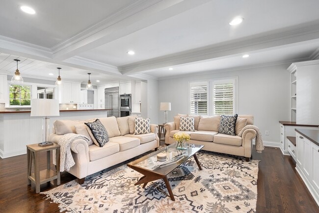 Building Photo - 20 Rustic Terrace