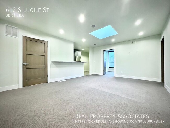 Building Photo - 612 S Lucile St