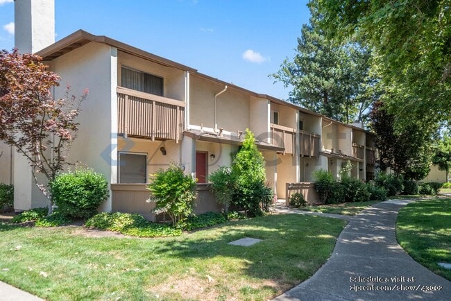Building Photo - 1879 Pomar Way