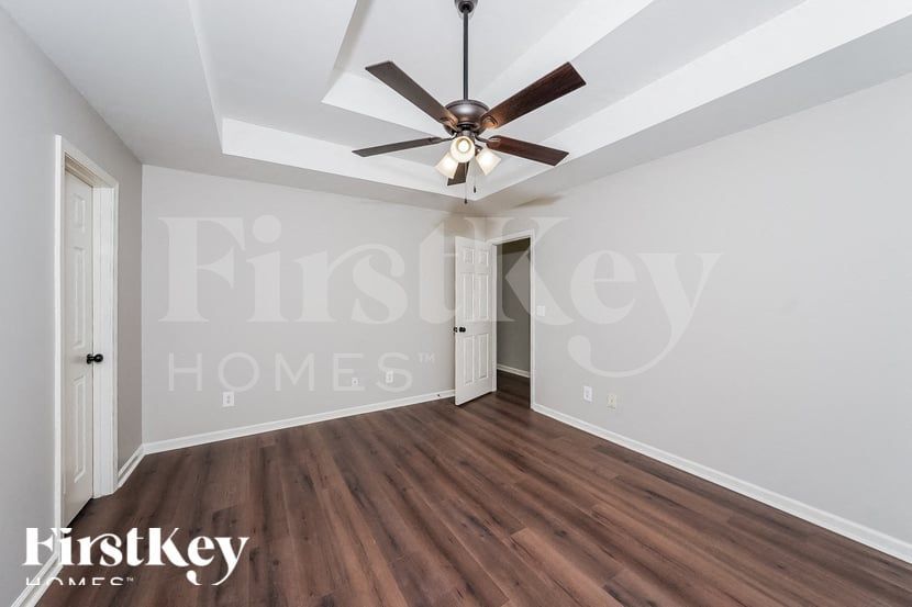 Building Photo - 609 Camden Cove Ln