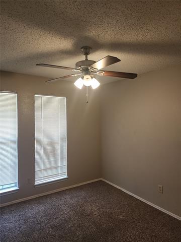 Building Photo - 828 Woodrock Dr