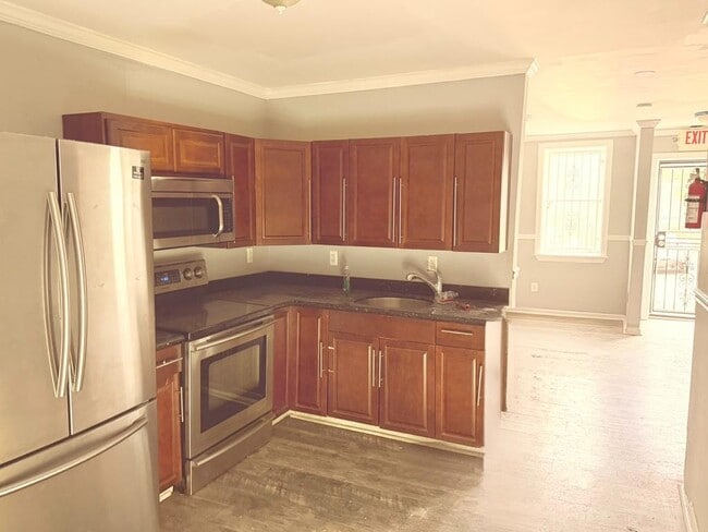 Building Photo - 1602 N Bouvier St