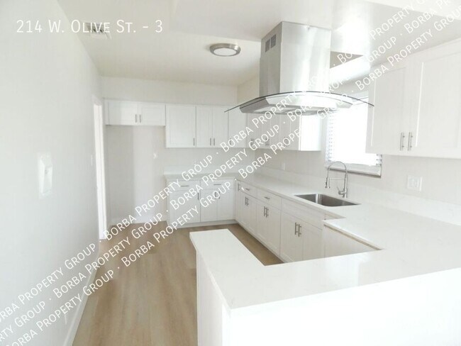 Primary Photo - 214 W Olive St