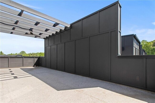 Building Photo - 1292 Chelsea Cir NW