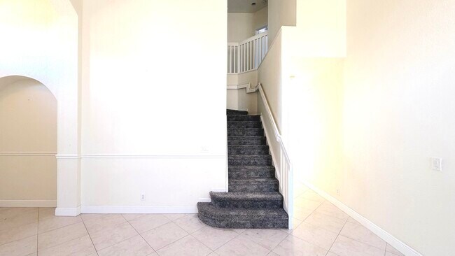 Building Photo - 5919 Walnut Park Ln