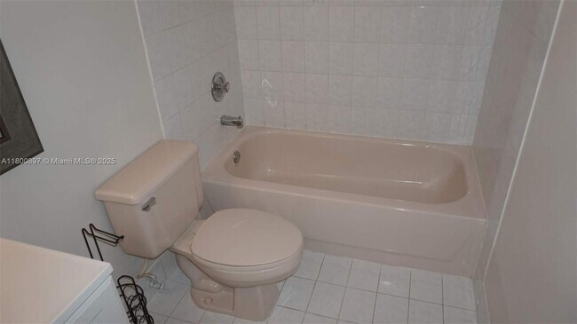 Building Photo - 4909 SW 144th Ct