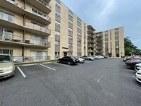 Building Photo - 416 Chestnut St