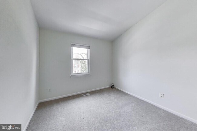 Building Photo - 20117 Locustdale Dr