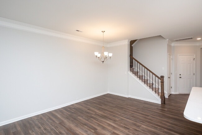Building Photo - Elegant 3-Bedroom, 2.5-Bath Townhome with Modern Finishes ($1950/mo rent***)