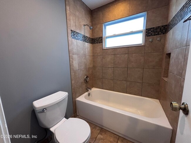 Building Photo - 7866 Aquarius Cir S