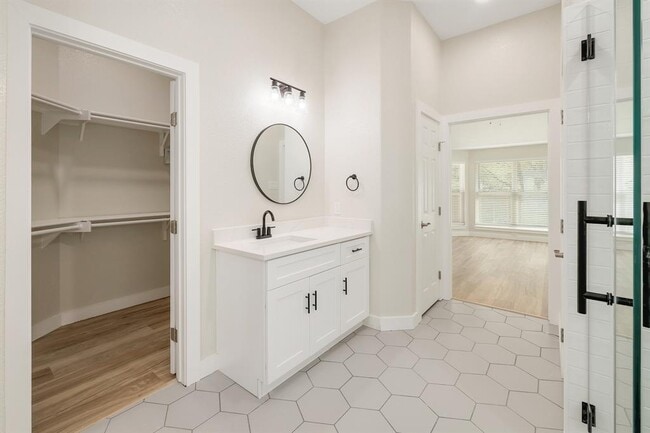 Building Photo - 19509 Brue St