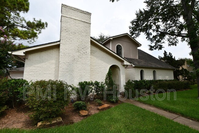 Building Photo - 3410 Plum Brook Ln
