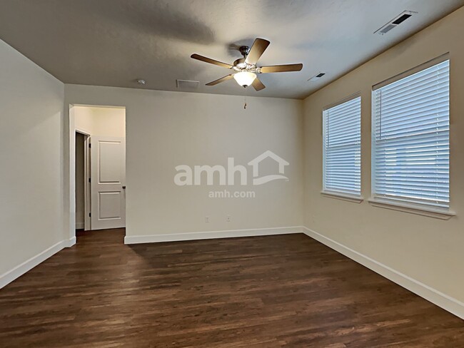 Building Photo - 108 E Sicily Dr