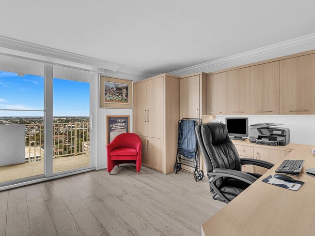 Building Photo - 3000 S Ocean Blvd