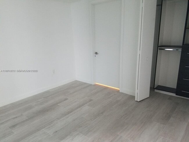 Building Photo - 55 SW 9th St