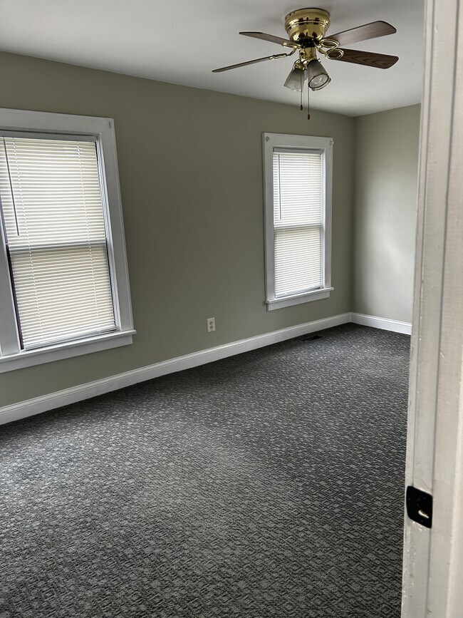 Building Photo - 153 Punta Alley