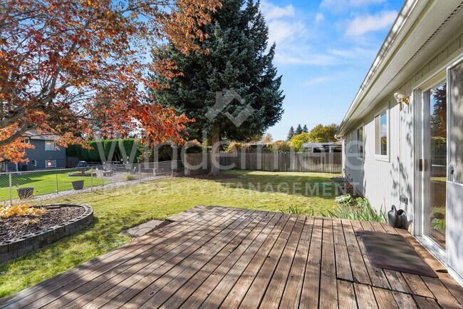 Building Photo - Beautiful 4-Bedroom Home In The South Hill...